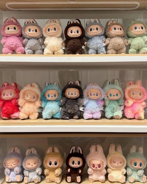Labubu Figure Pallet - Image 3