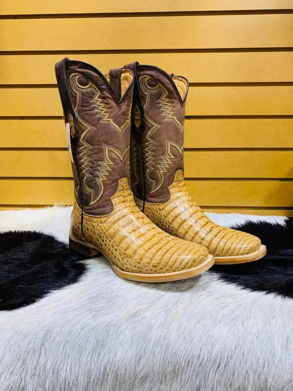 Cowboy Boots Pallet Liquidation - Image 20