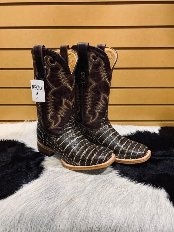 Cowboy Boots Pallet Liquidation - Image 15
