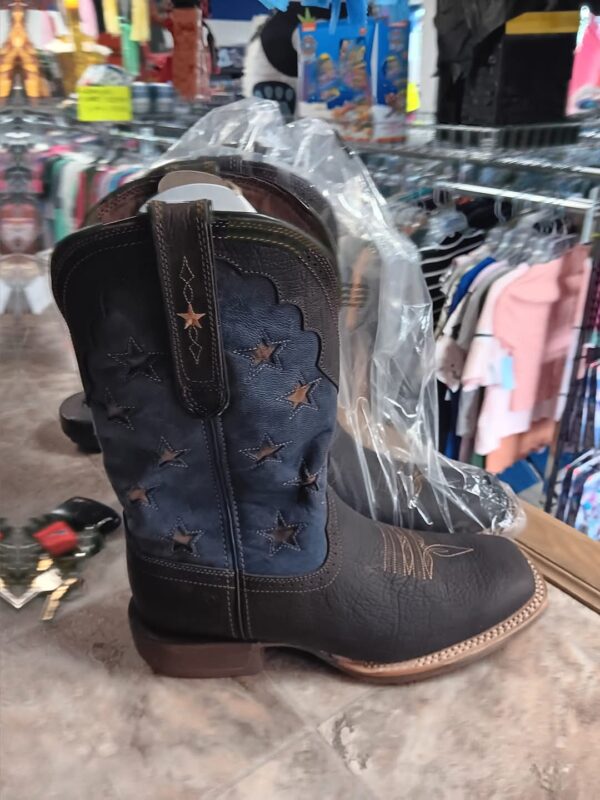 Cowboy Boots Pallet Liquidation - Image 12