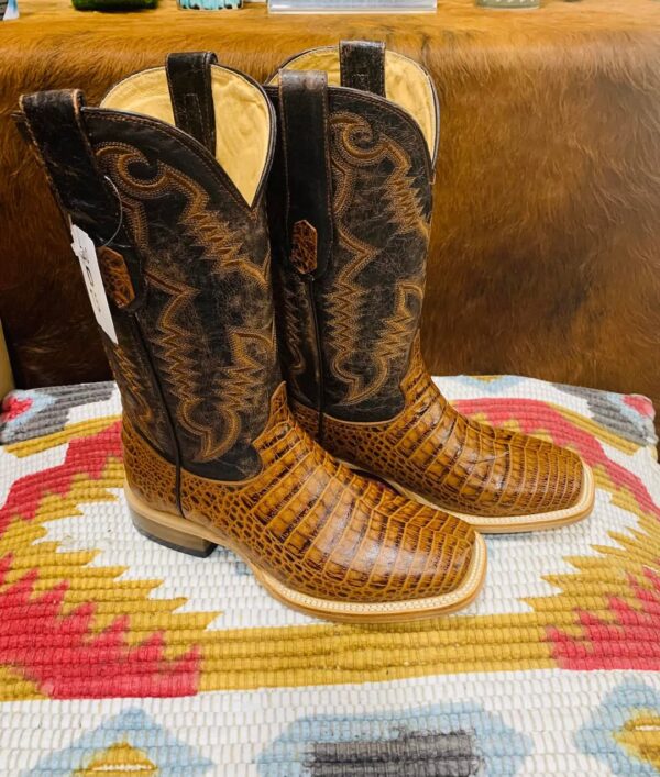 Cowboy Boots Pallet Liquidation - Image 11