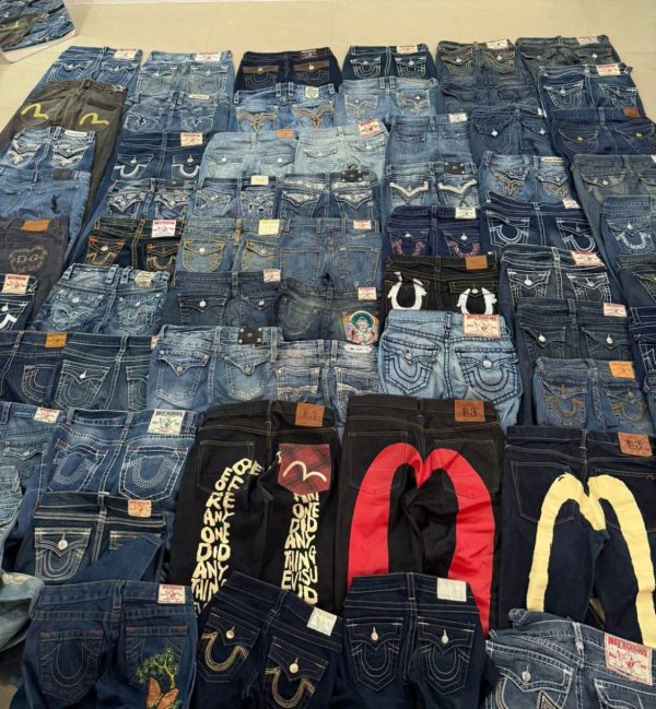 Baggy Jeans Pallet Liquidation - Image 20