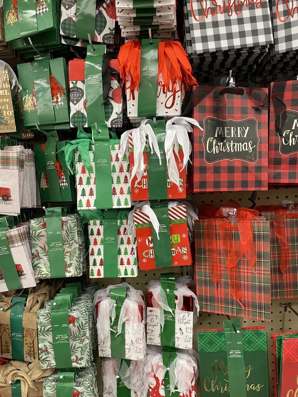 Christmas Gift Packs Liquidation - Image 24