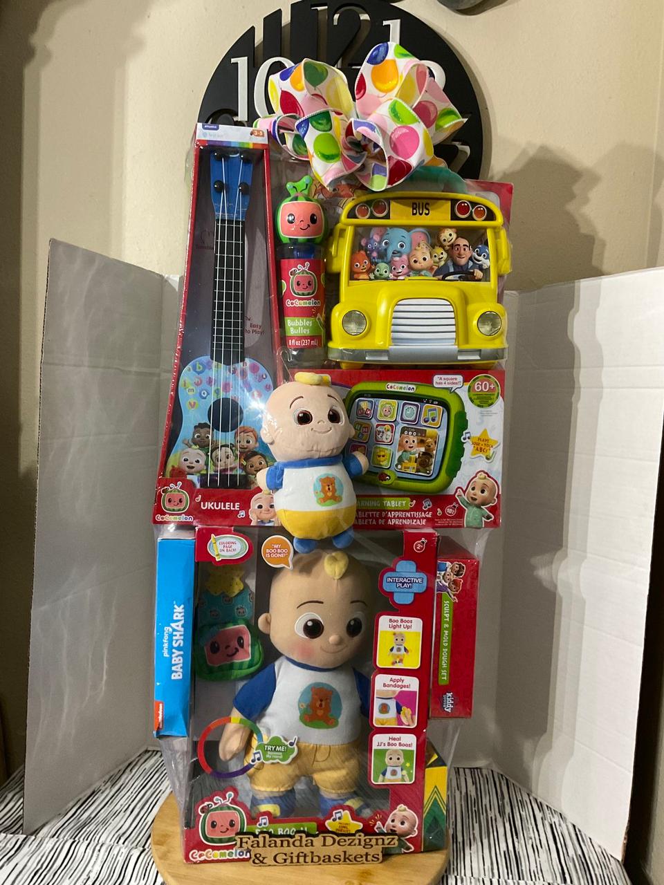 Christmas Gift Packs Liquidation - Image 17