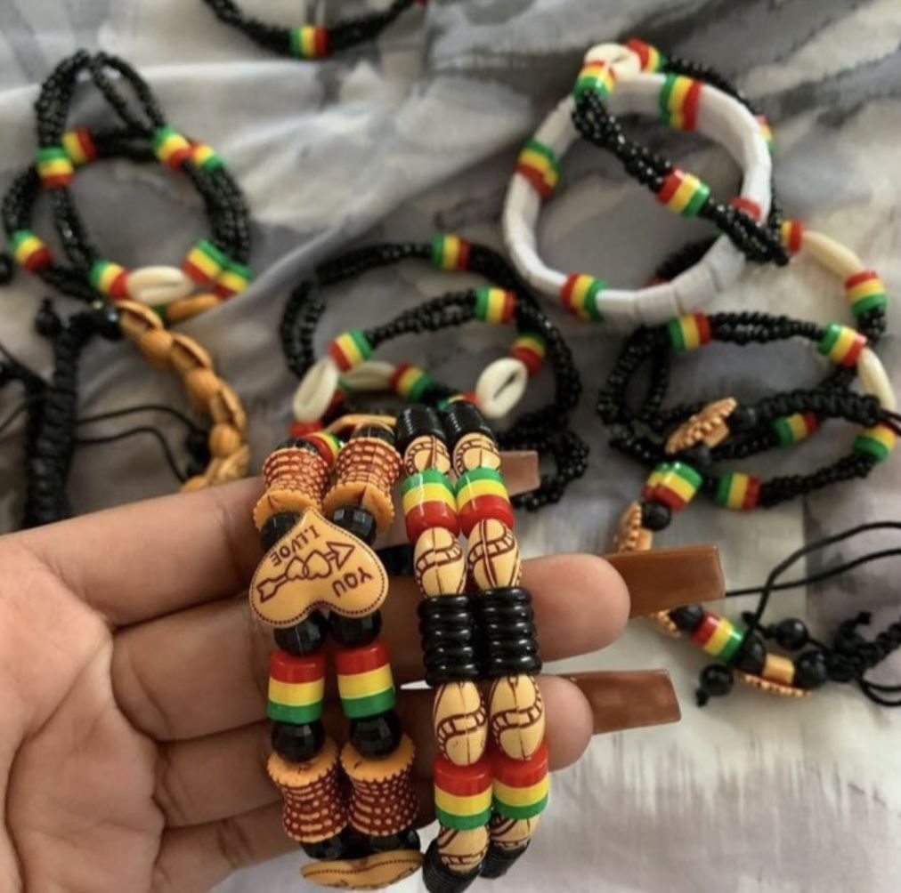 Rastafarian Apparel & Accessories Pallet - Image 23