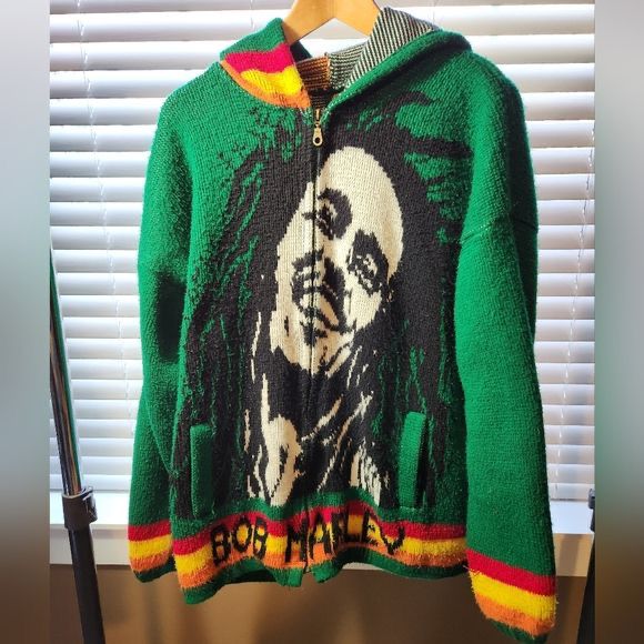 Rastafarian Apparel & Accessories Pallet - Image 15